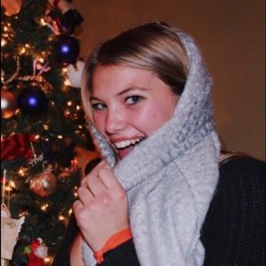 Meet your Posher, Emma